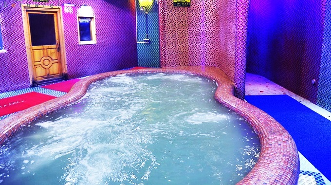آبدرمانی ۹ چشمه سرعین