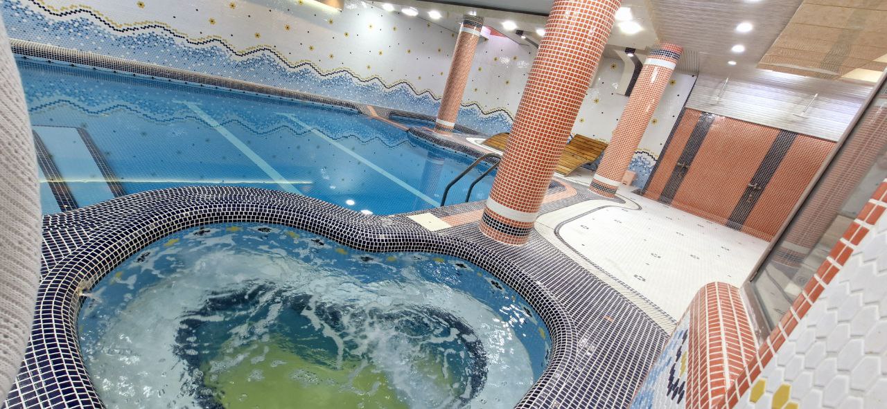 استخر vipخانوادگی شفا گلی
