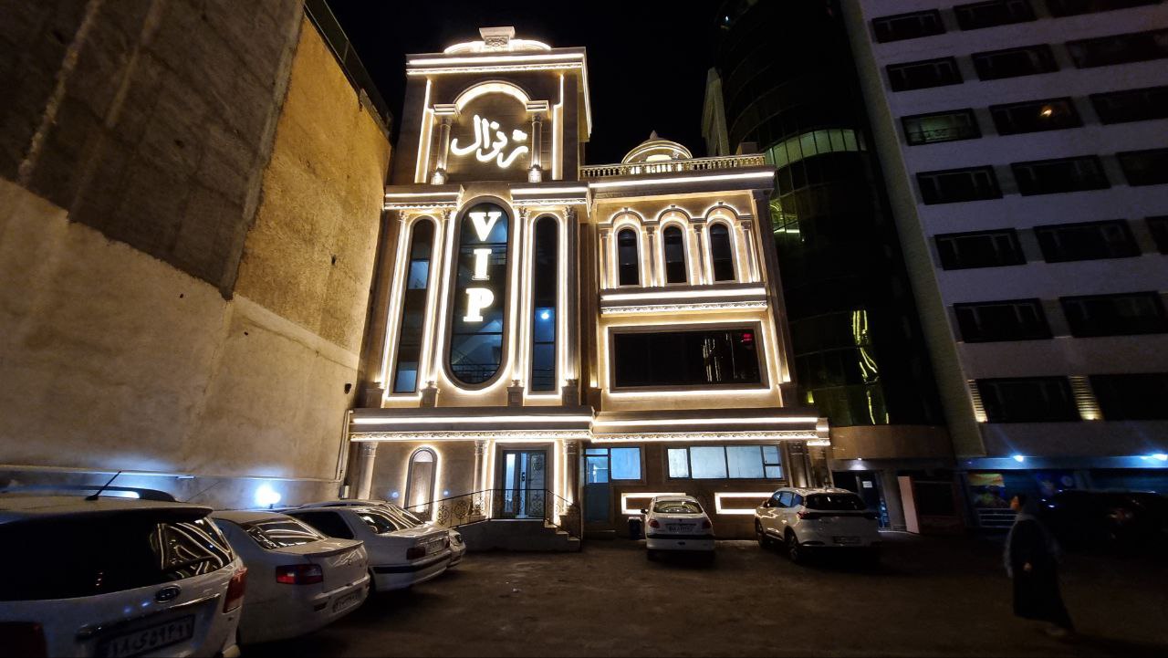 استخر خصوصی و خانوادگی ژنرال