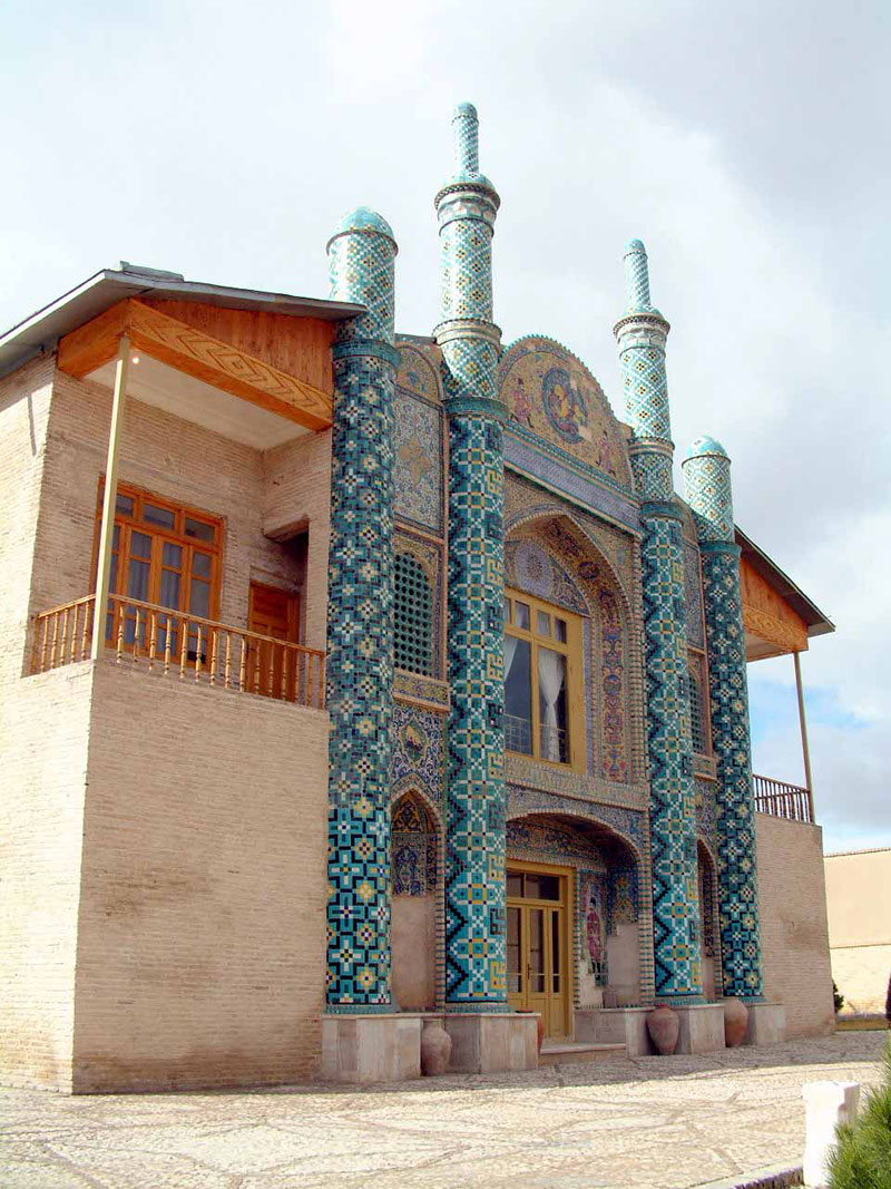 عمارت آینه خانه مفخم