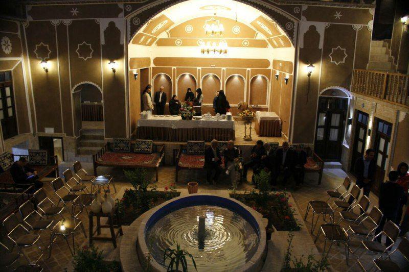 هتل سنتی فیروزه یزد