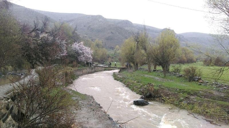 سنگ نوشته رازلیق