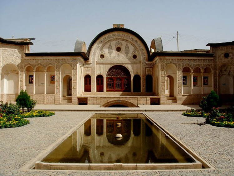 خانه تاریخی طباطبایی ها