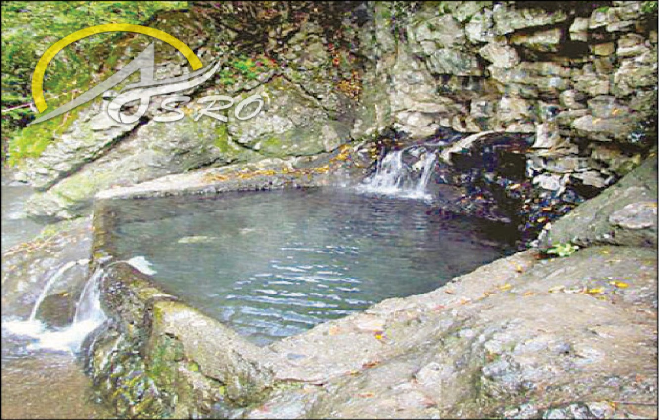 چشمه آب گرم علی داشی