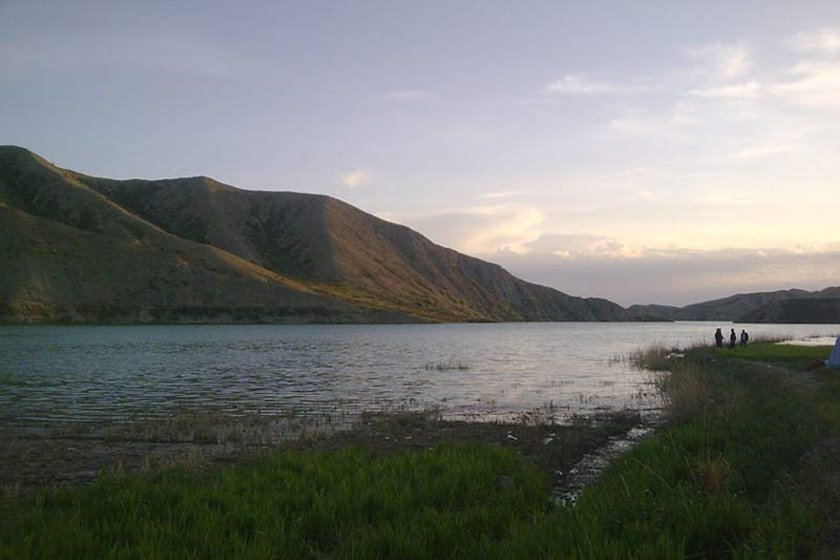 دریاچه سد شیرین دره