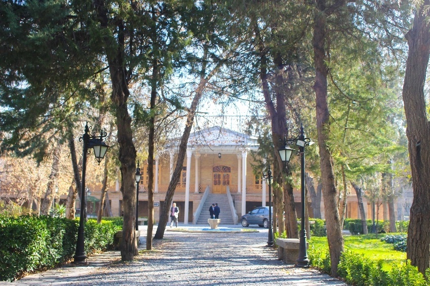باغ موزه نظری