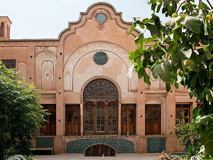 خانه عطار ها کاشان