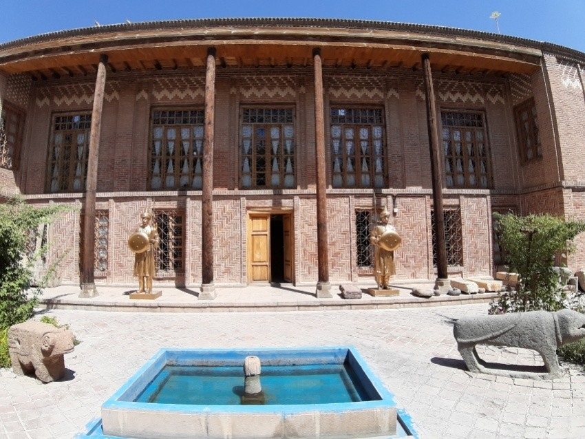 عمارت سیف العلما بناب