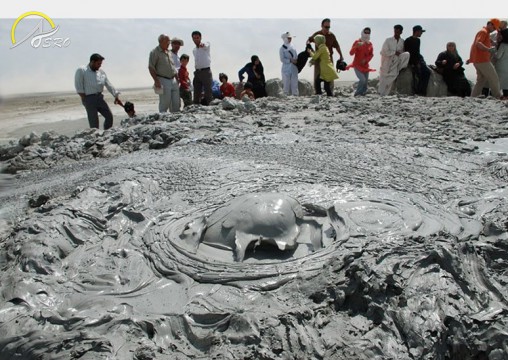 چشمه باتلاقی شورعین