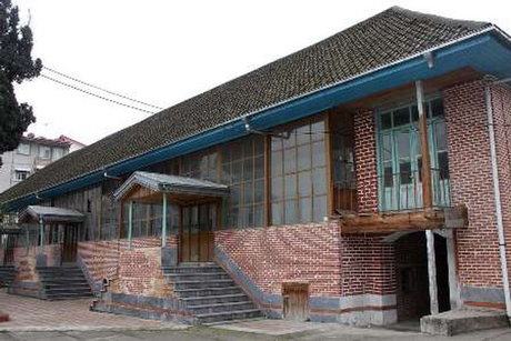 مدرسه حکیم نظامی