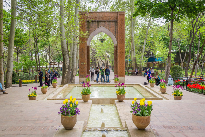 بوستان باغ ایرانی