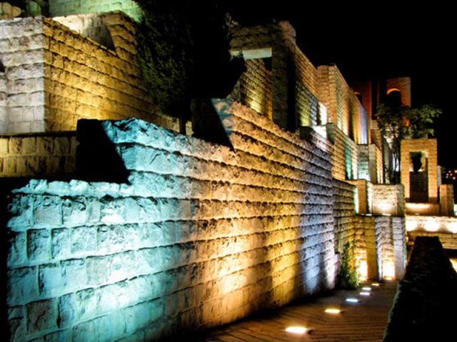 آرامگاه خواجوی کرمانی