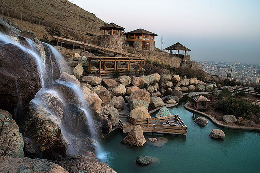 آبشار تهران