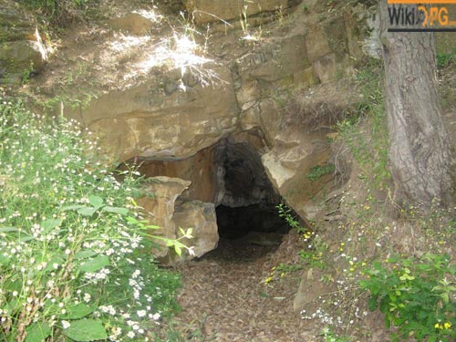 غار چشمه باد منجیل