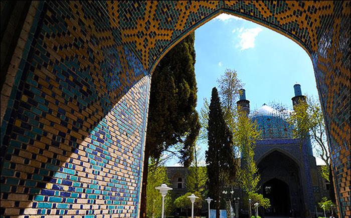 مدرسه چهار باغ