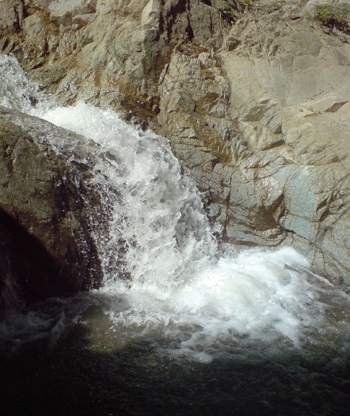 آبشار پیر بالا