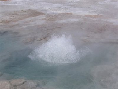 چشمه آب گرم گنتی