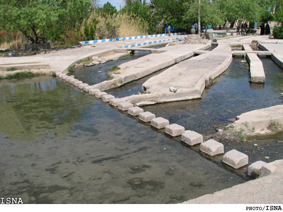 قنات ارونه اردستان
