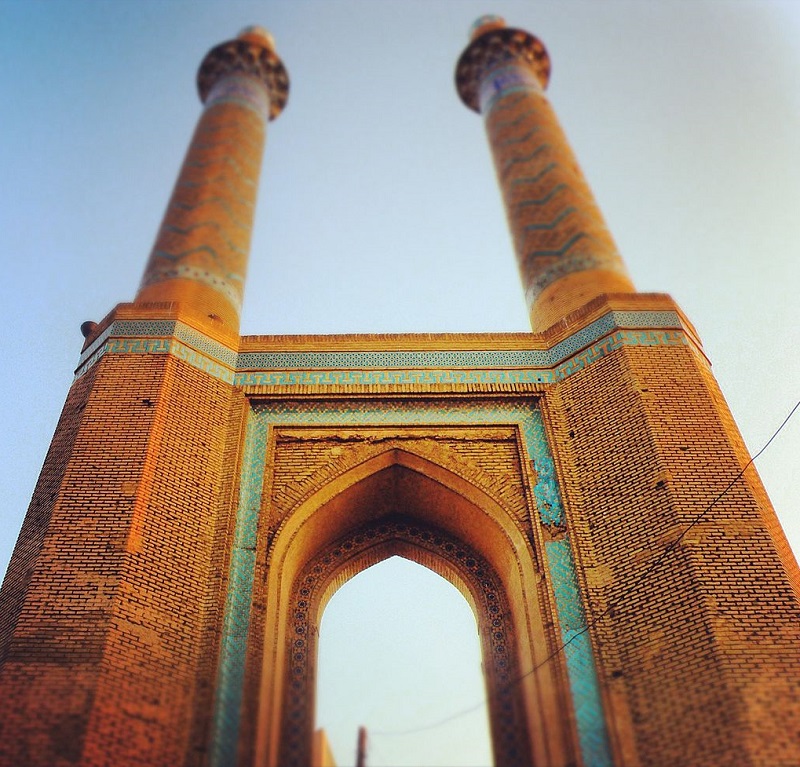 دو مناره دارالضیافه