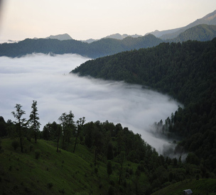 روستای ماکلوان
