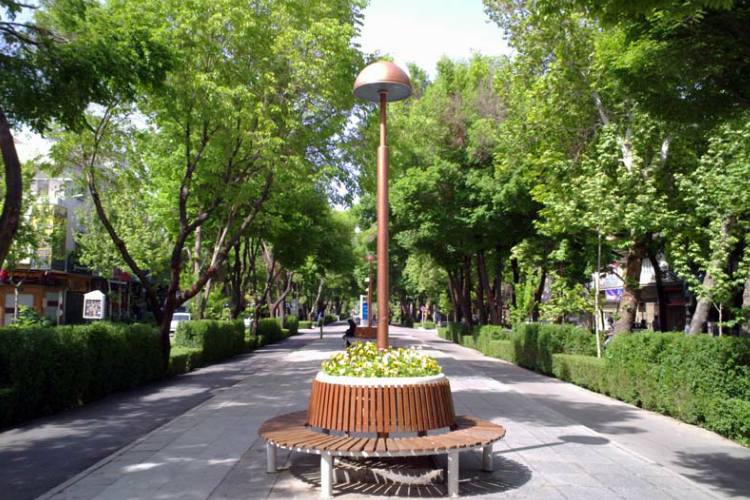 خیابان چهار باغ عباسی