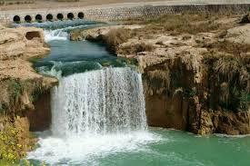 آبشار تلخ آب
