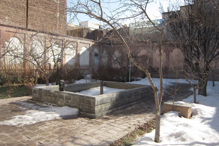 خانه تاریخی مناف زاده