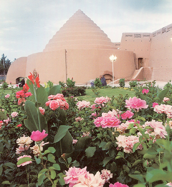 یخدان مؤیدی
