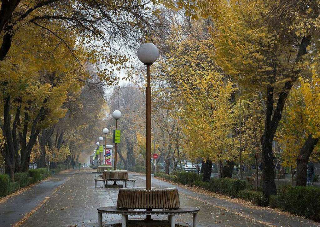 خیابان چهار باغ عباسی