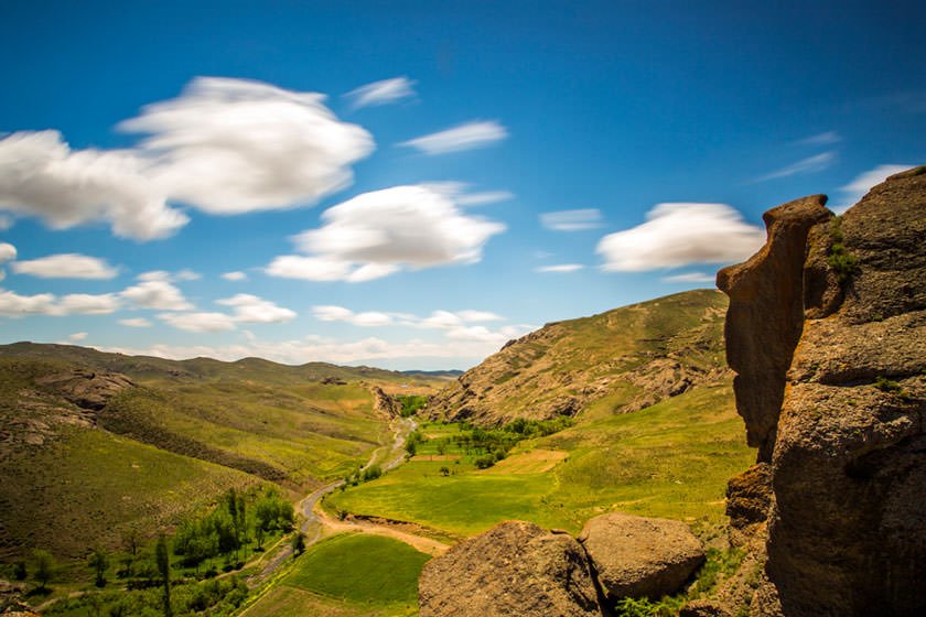 پیکره سنگی بابا داوود عنبران