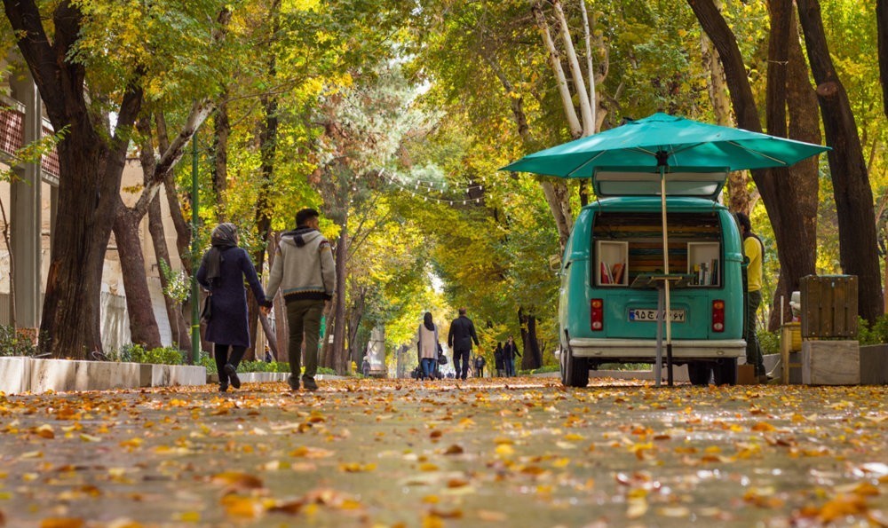 خیابان چهار باغ عباسی