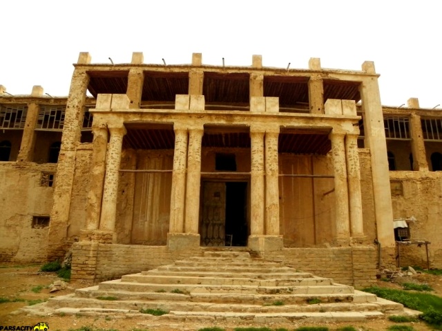 عمارت ملک التجار بوشهری