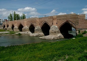 پل تاریخی سامیان