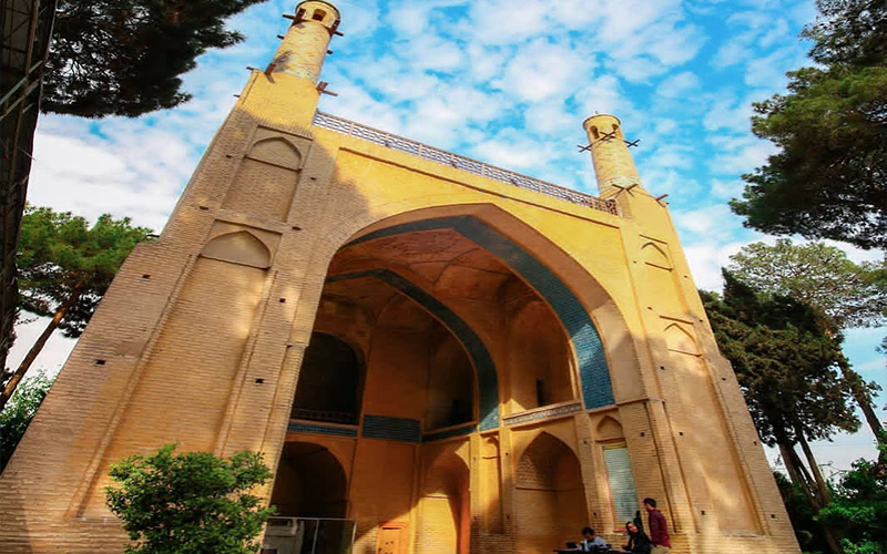 منارجنبان