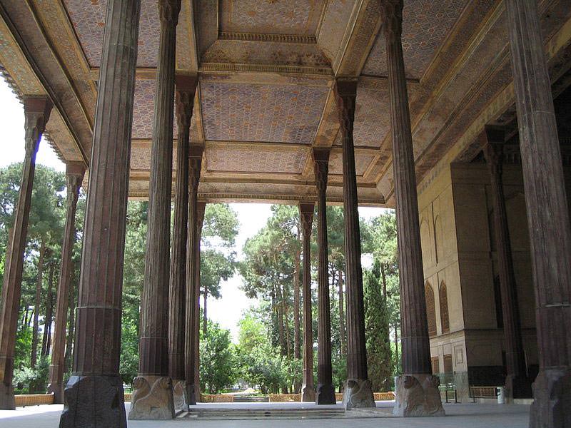 کاخ چهل ستون اصفهان